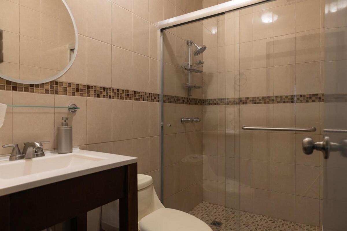 Refugio Elegante Y Equipado En Zona Dorada *